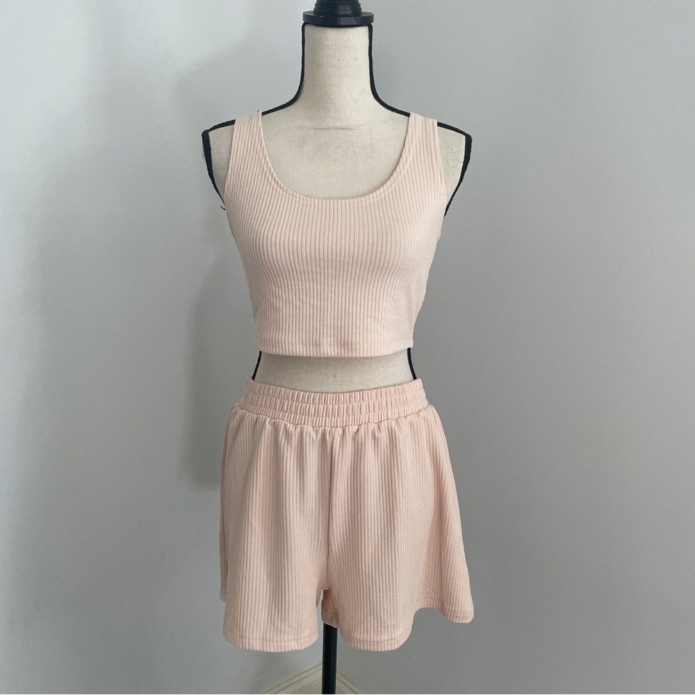 Pink Matching Lounge Set size Medium Ribbed‎ Pastel Textured Crop Top Shorts M